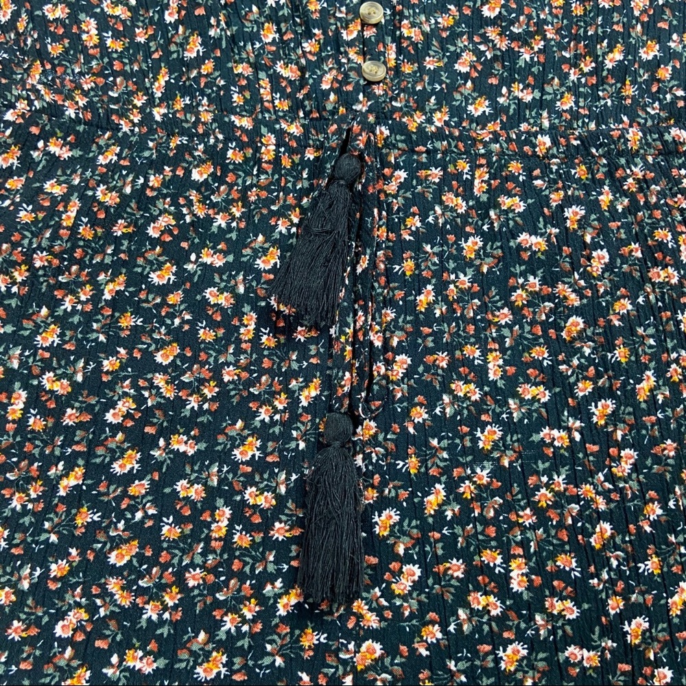 American Eagle floral fall romper - Picture 2 of 8